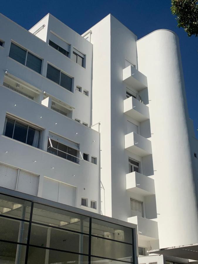 סן טרופז Elegant Studio Et Parking Dans Batiment Historique מראה חיצוני תמונה