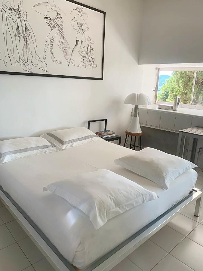 סן טרופז Elegant Studio Et Parking Dans Batiment Historique מראה חיצוני תמונה