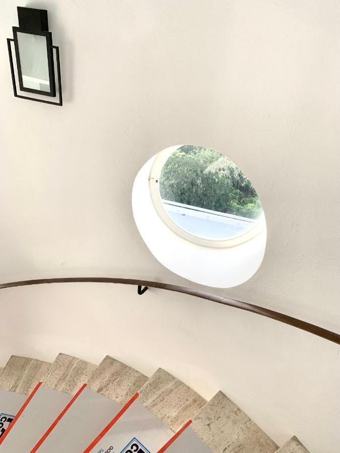 סן טרופז Elegant Studio Et Parking Dans Batiment Historique מראה חיצוני תמונה